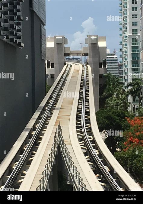 People Mover Hi Res Stock Photography And Images Alamy