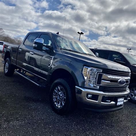 2019 Ford F 250 Xlt Super Duty 6 7l Power Stroke Turbo Diesel Crew Cab 4x4 Autoland Express