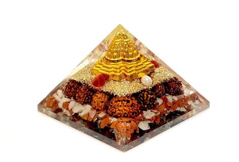 Multicolor Amethyst Crystal Stone Pyramids For Healing At Rs 200 Piece