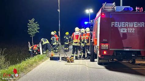 Nö Lenker bei Pkw Überschlag bei Kapelln aus Auto geschleudert und