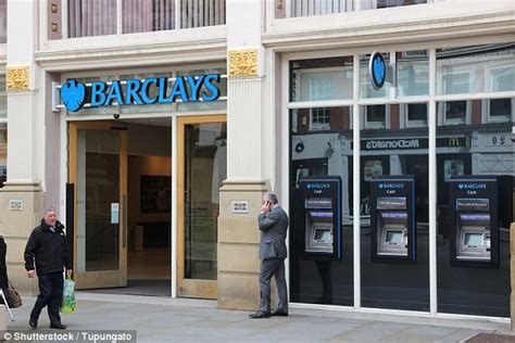 Lloyds Bank To Shrink Branches And Give Staff Ipads Daily Mail Online