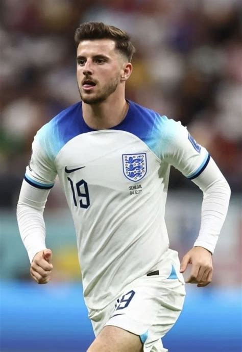 Mason Mount Jogadores De Futebol Bonitos Jogadores De Futebol