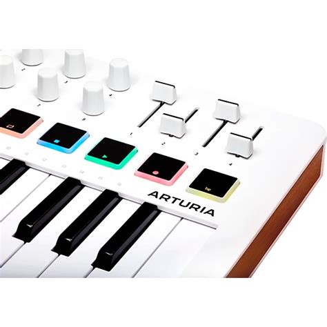 Arturia MiniLab 3 Hybrid Keyboard Controller White | Guitar Center