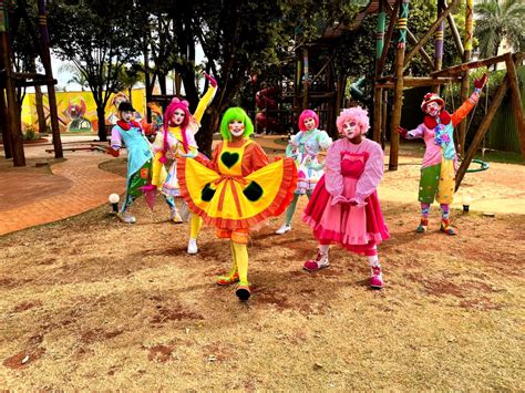 Hot Beach Parques Resorts lança programação circense em março Diário de Olímpia