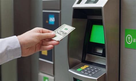 Jak Wypłacić Pieniądze z Bankomatu Kartą Praktyczny Ekspert