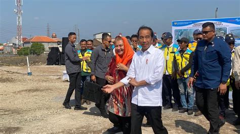 Presiden Jokowi Proyek Tanggul Laut Di Tambaklorok Bisa Jadi Contoh