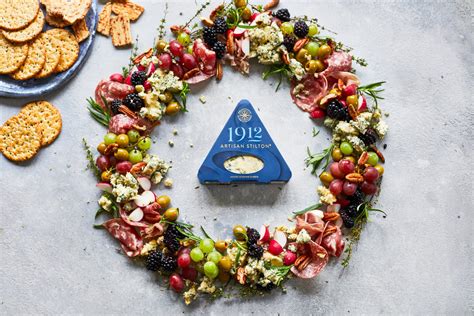 Blue Stilton® Recipes 1912 Christmas Grazing Wreath