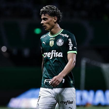 Palmeiras Ríos é o jogador que mais entrou em campo pelo Brasileiro