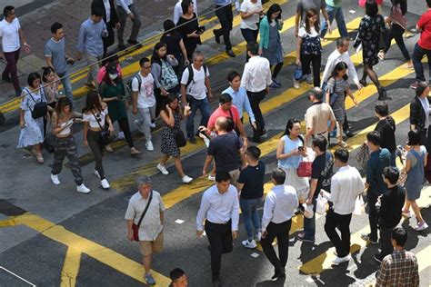 香港政府新聞網 疫情衝擊經濟 失業率升至42