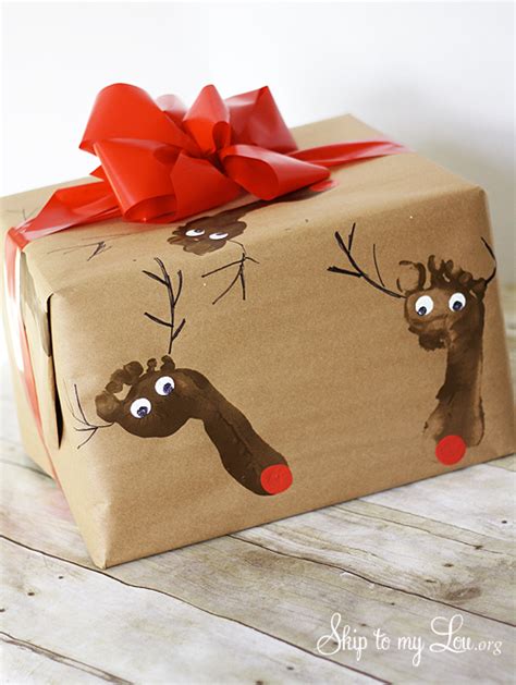 16 Unique DIY Gift Wrapping Ideas For Christmas