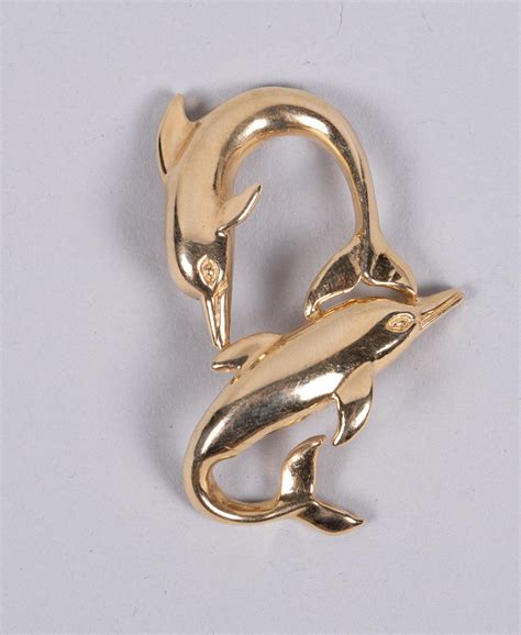 Lot K Yellow Gold Dolphin Pendant