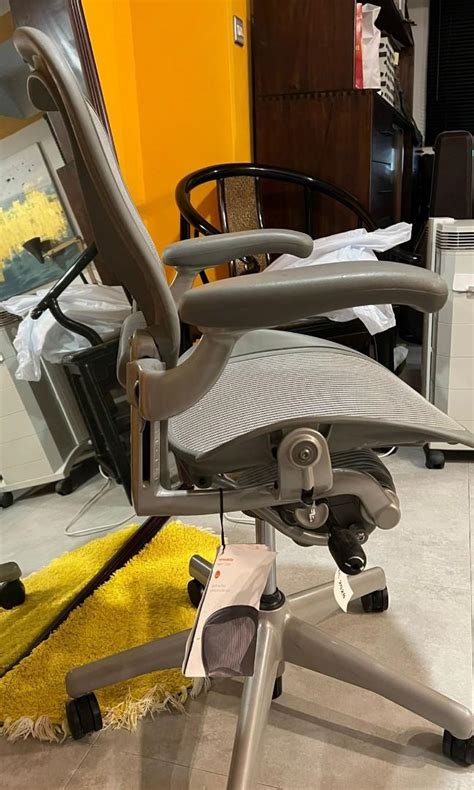 Herman Miller Aeron Size B 傢俬＆家居 傢俬 椅子 Carousell