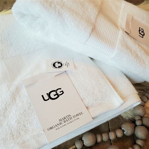 Ugg Bath 2 Pc Ugg Large 3 X 54 White 00 Organic Cotton Bath Towel