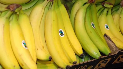 Tesco Issues Advice To Customers Buying Bananas And Shoppers Love It