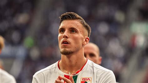 Ermedin Demirović moves to VfB Stuttgart FC Augsburg