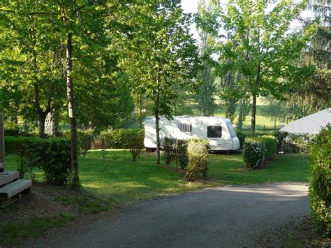 Camping La Peyrade in Rignac Occitanië Frankrijk