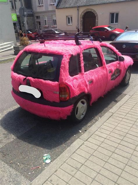 When pink paint is not enough : r/Shitty_Car_Mods