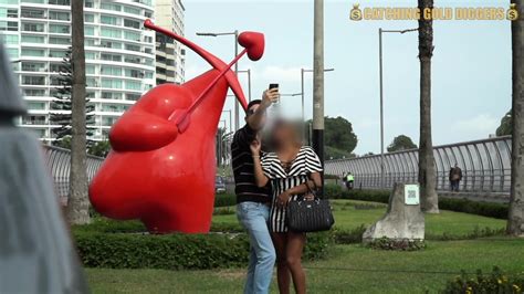 Peruvian MILF Gets Me HORNY