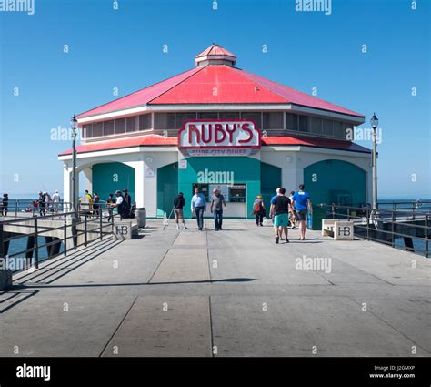 Rubys Diner At The End Of The Pier At Huntington Beach California