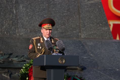 СБ. Беларусь Сегодня on Twitter: "Лукашенко возложил венок к монументу ...