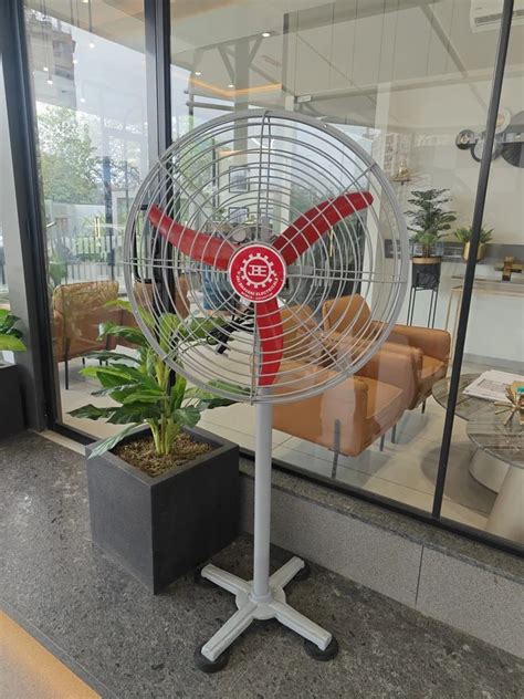 Bajaj Pedestal Fan Latest Price Dealers Retailers In India