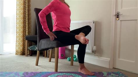 Piriformis And Gluteal Seated Stretch Youtube