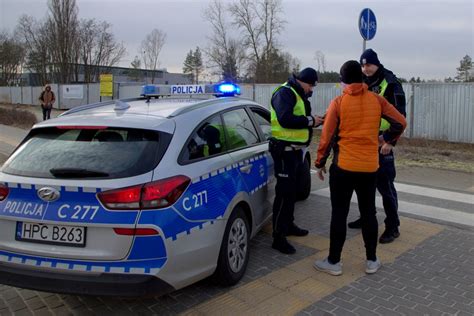 Policja i ZDMiKP obserwowali pieszych na Akademicka Kaliskiego Były