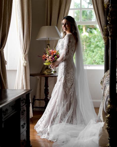 Vestido De Noiva Para Inverno - Vestido de Noiva para Casamento no Inverno: Dicas e Inspirações Lindas!