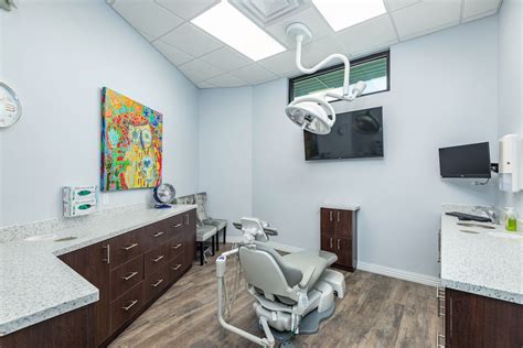 Oral Surgeon Land O'Lakes, FL - Oral Surgery - Advanced Oral Surgery of Tampa