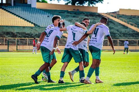 XV de Jaú estreia de forma arrasadora no Paulista Sub 20 DaBase br