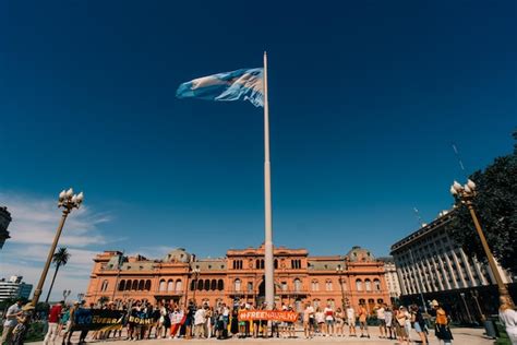 Premium Photo Casa Rosada In Buenos Aires Argentina Dec 2th 2023