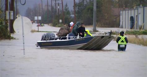 Record flooding creates state of emergency in Northwest