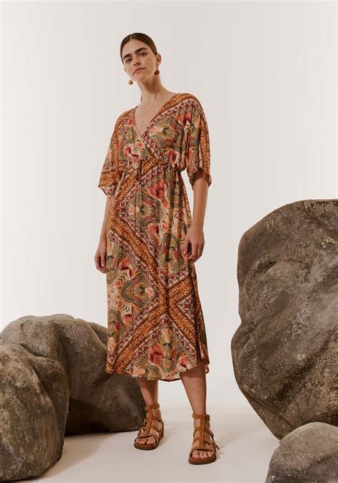 Vestidos Cacay Carioca Brasileira E Latina