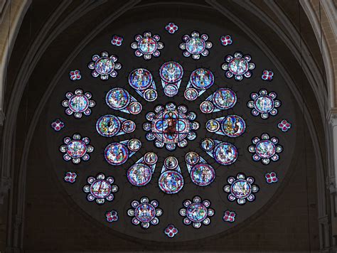 Rose Window Figure Out The Sea