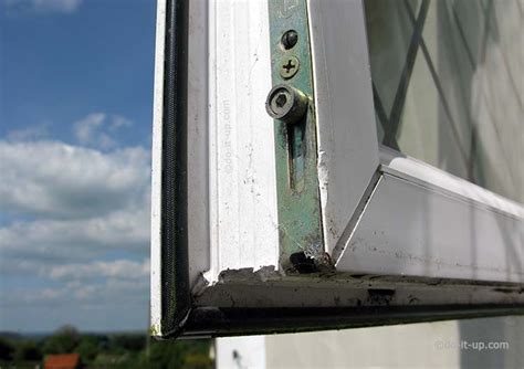 How To Open A Jammed Stuck Or Seized Upvc Window Do It