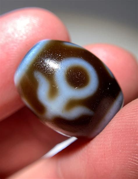 Dzi Bead Helpful Person Daluo Amulet Pendant 18 6mmx14 9mm Etsy