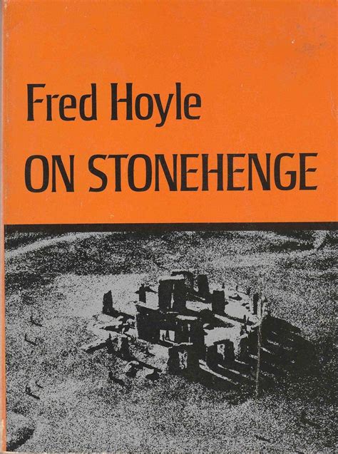 On Stonehenge Hoyle Amazon Co Uk Hoyle Fred 9780716703631 Books