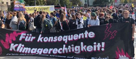 Fridays For Future Tausende Teilnehmer Bei Demonstrationen In Hessen