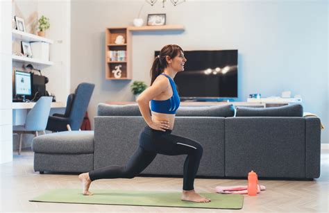 5 Tips For Making Lunges Easier On Knees Popsugar Fitness Uk