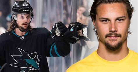 Erik Karlsson R Egentligen En Stor Fotbollsn Rd Avsl Jar Nu Sitt