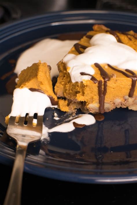 The Most Delicious Completely Vegan Pumpkin Pecan Pie