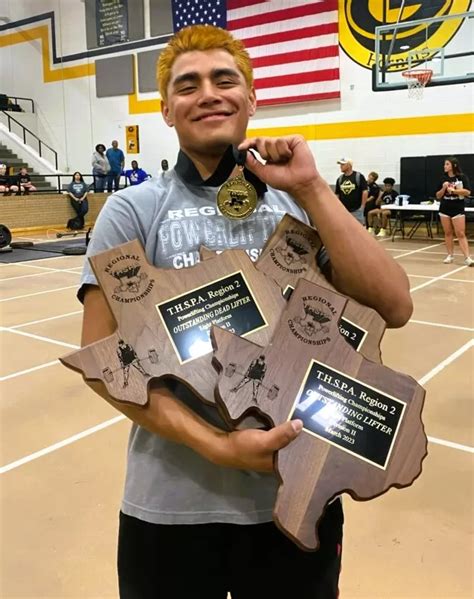 Three Marble Falls Mustangs Qualify For State Powerlifting Meet Burnet