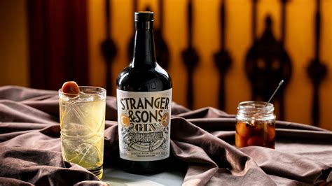 NEW EXCLUSIVE Stranger Sons Award Winning Artisanal Gin Dhall