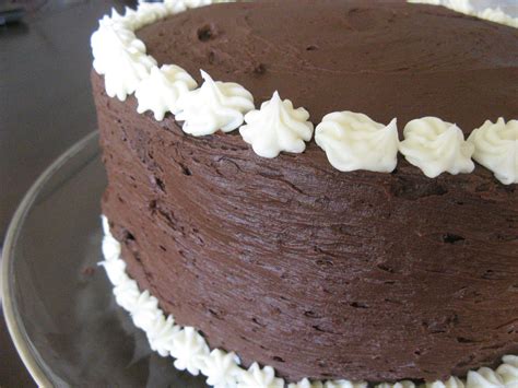 Recipe Chocolate Layer Cake With Cream Cheese Filling And Chocolate