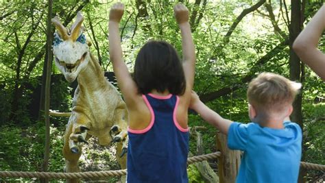 Dinosauria Is Back At The Detroit Zoo