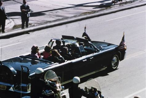 35mm Color Slide Of Presidential Motorcade On Cedar Springs Road