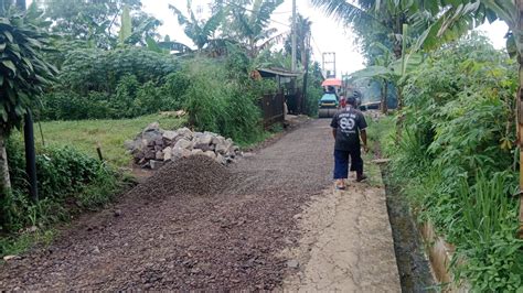 Pembangunan Jalan Lingkungan Kp Pereng Sindangpalay Desa Kutajaya