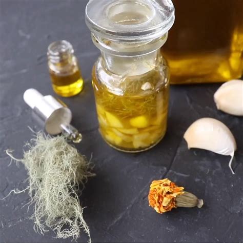 Diy Garlic Oil Ear Drops Recipe Artofit