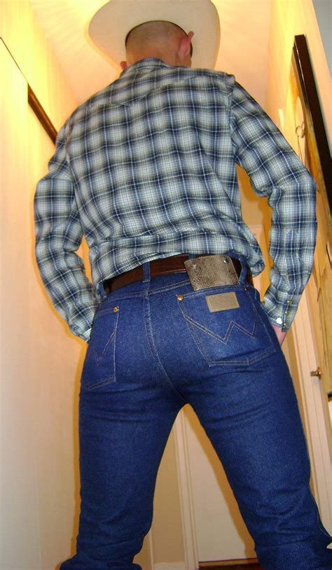 Pin By Gina Hanson On Pure Hotness Hot Country Men Tight Jeans Men Hot Country Boys