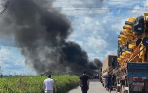 Carretas Se Chocam E Pegam Fogo Na Pa No Nordeste Do Par Par G